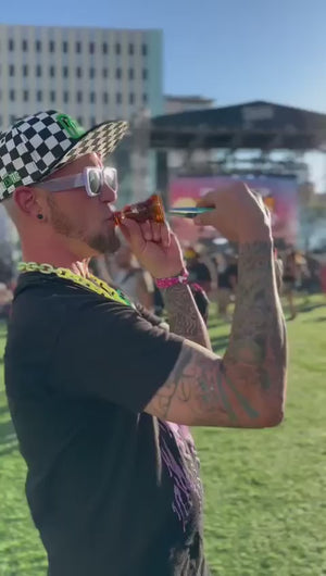 
            
                Load and play video in Gallery viewer, STREET PIPE Dry Herb Glass - Old School Glass Hand Pipe
            
        